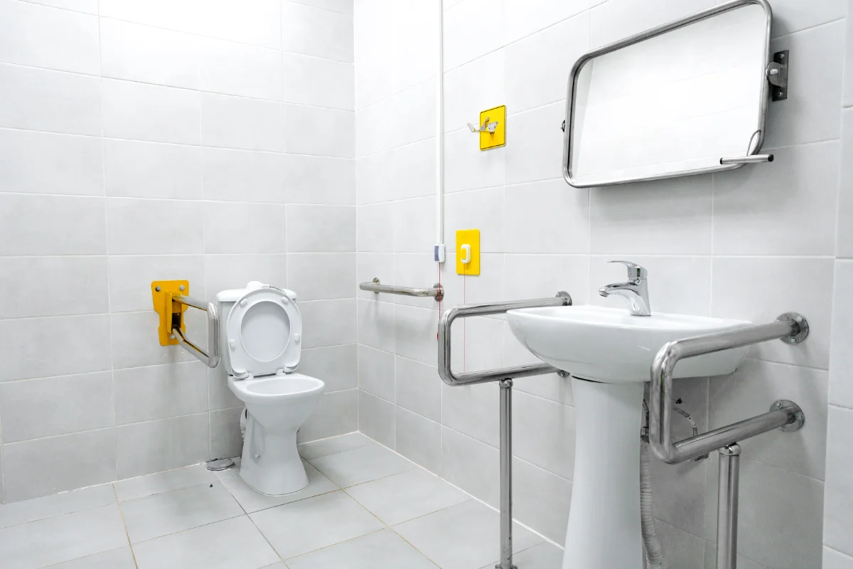 baño accesible
